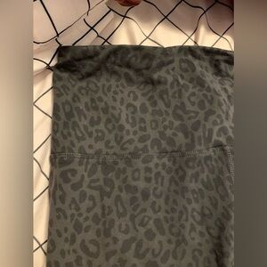 Tuffs Athletics Leggings in Leopard Print, Size Women’s Small